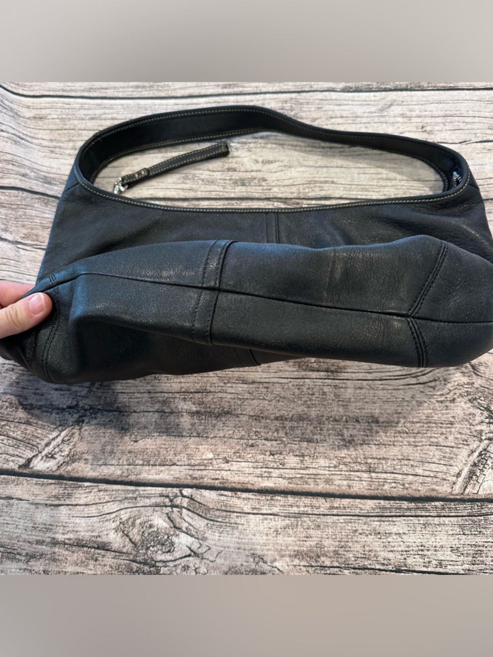 Vintage Y2K Classic Black Leather Coach Hobo Shoulder Bag with Logo Lining - Picture 9 of 11